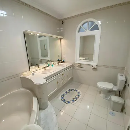 Rooming House Holiday home