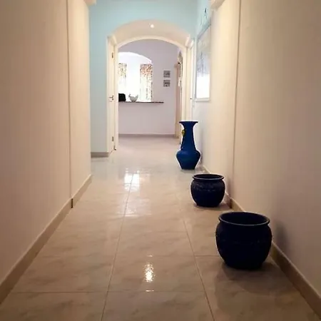 Rooming House Holiday home
