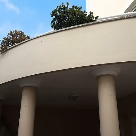 Rooming House * ポルティマン